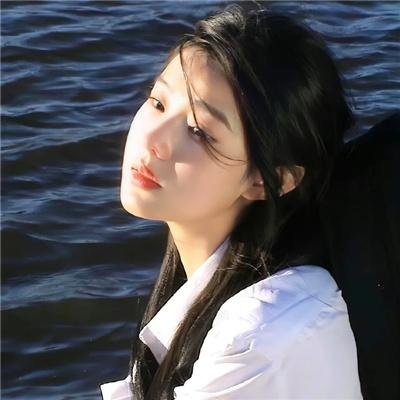 三条黑暗的街道封面
